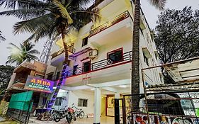 Amba Executive House 3*