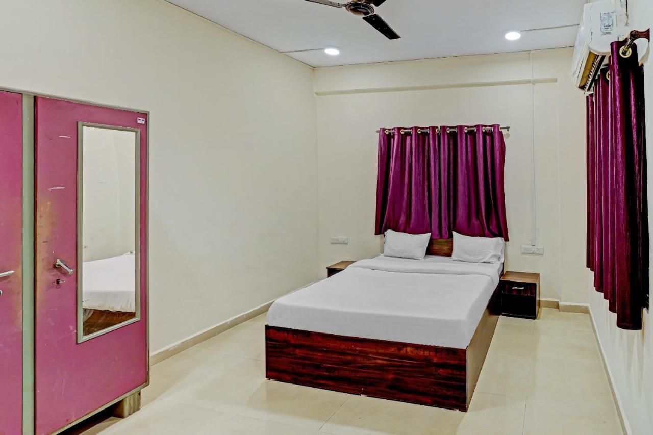 Amba Executive An Apartment Hotel Mundhwa Exterior photo