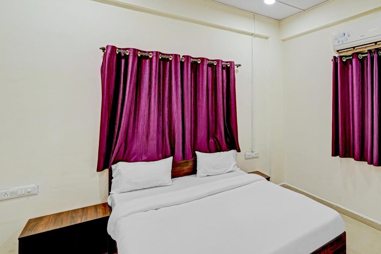 Amba Executive An Apartment Hotel Mundhwa Exterior photo